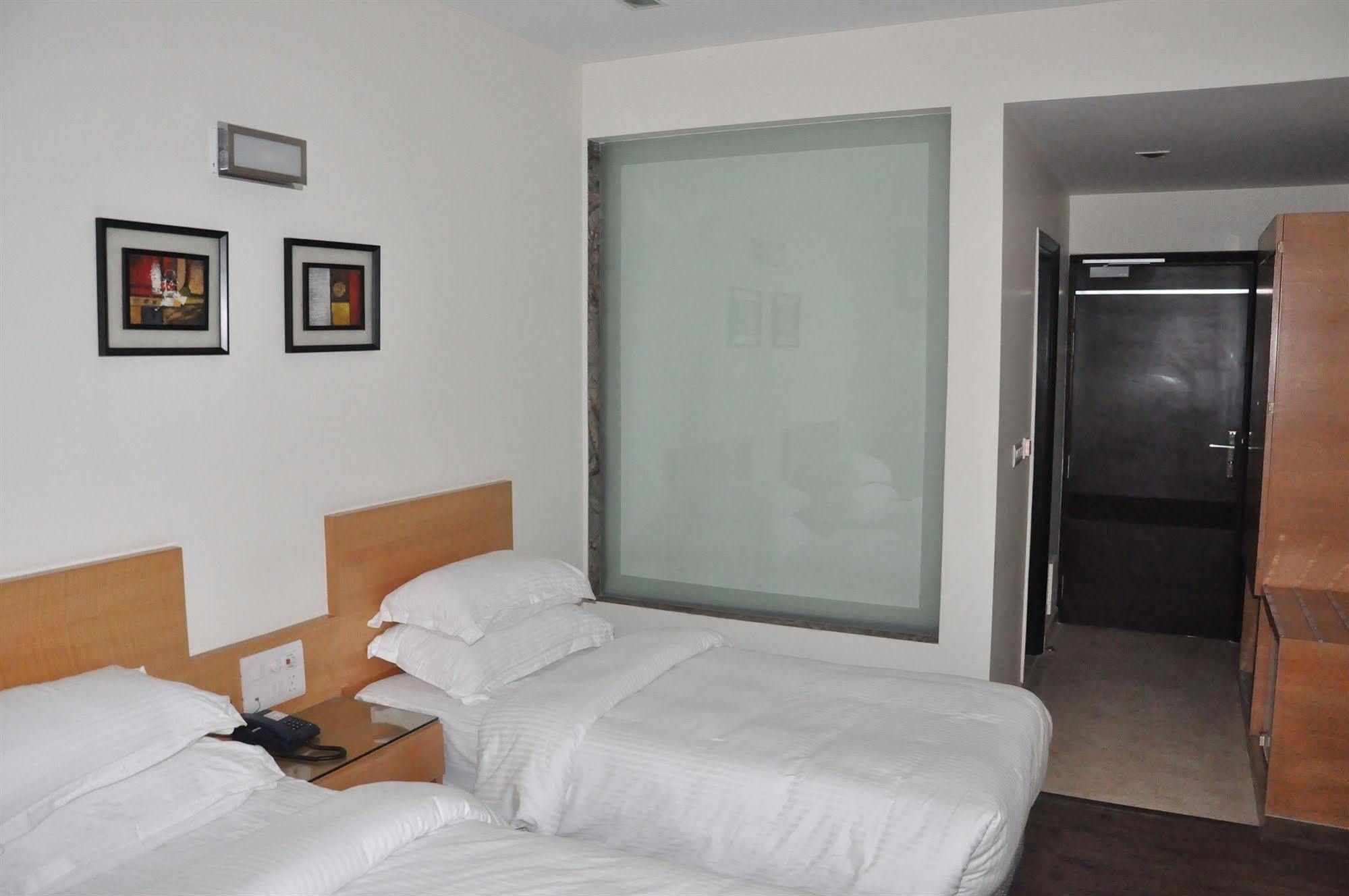 Hotel Metropolitan Delhi  Eksteriør bilde